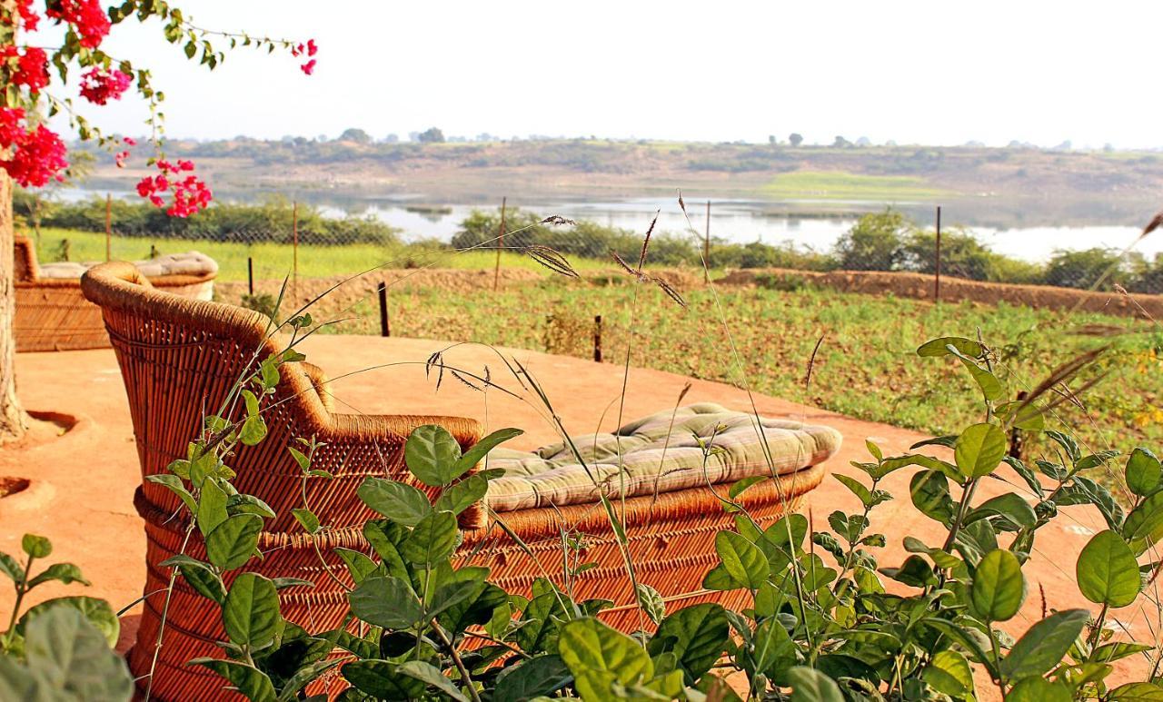 Bhadrawati - A Riverside Safari Lodge Ranthambore Eksteriør bilde